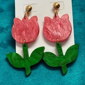 Elegant Pink and Green Tulip Floral Earrings NEW